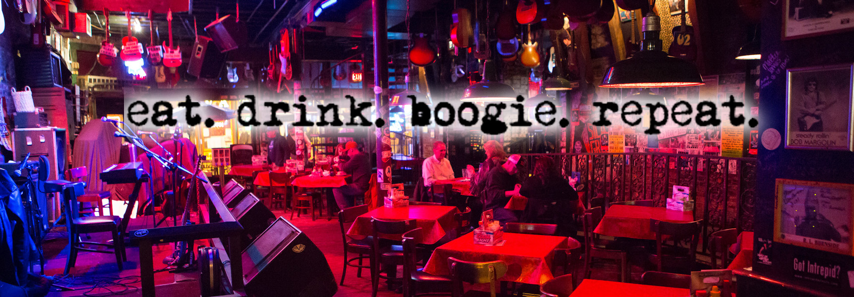 Beale Street nightlife in downtown Memphis